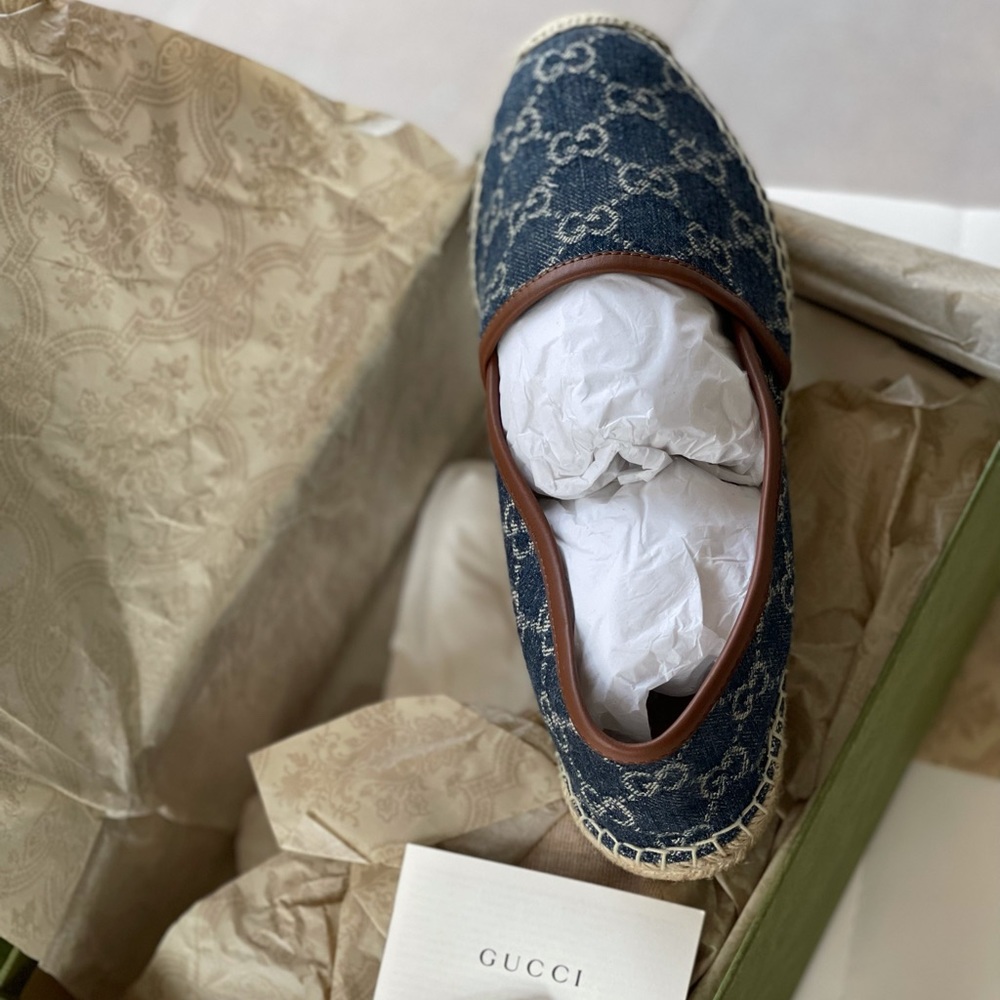 Brand new authentic Gucci Espadrilles (never worn)